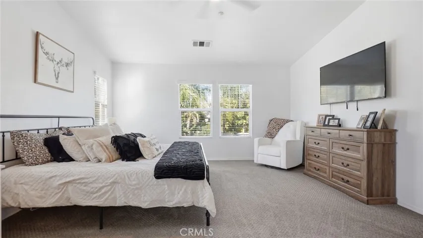 6067 Cone Peak, Fontana, California 92336