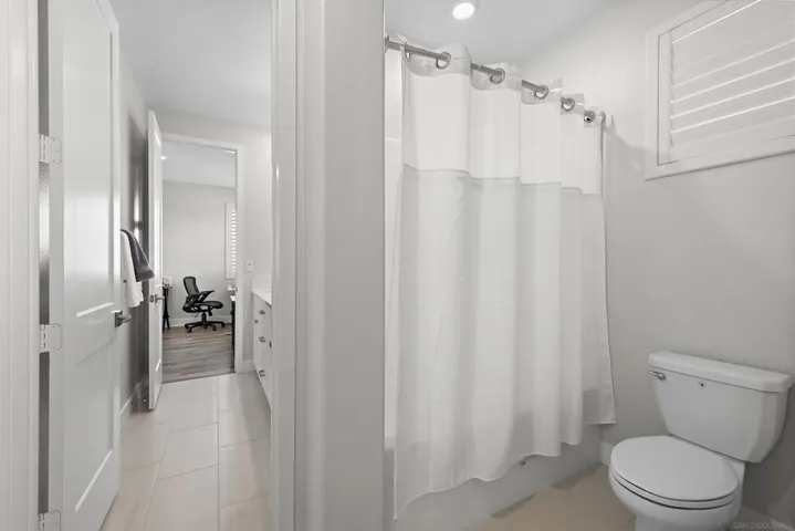 624 Pelion, Lake Forest, California 92630