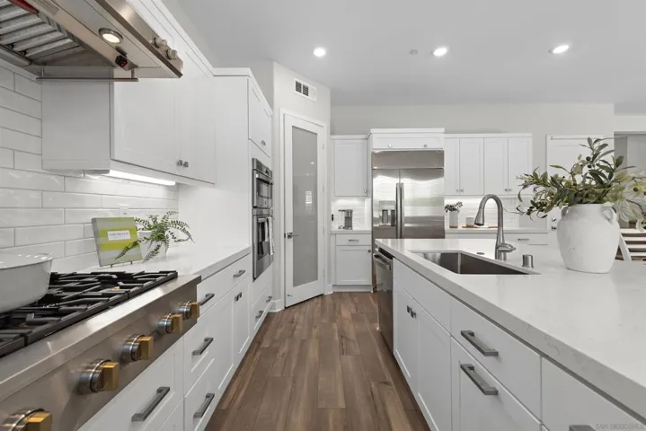 624 Pelion, Lake Forest, California 92630