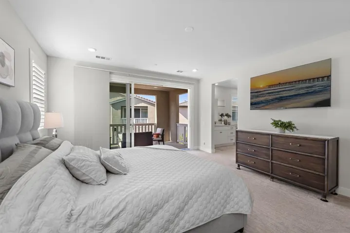 624 Pelion, Lake Forest, California 92630