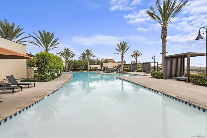 624 Pelion, Lake Forest, California 92630