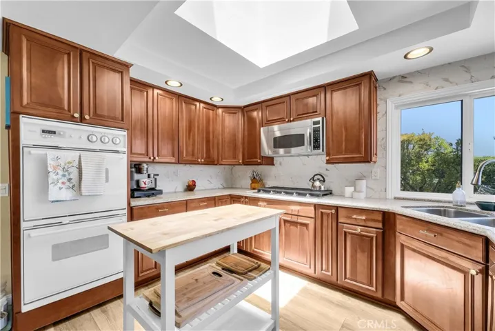 2216 Hilltop Court, Fullerton, California 92831