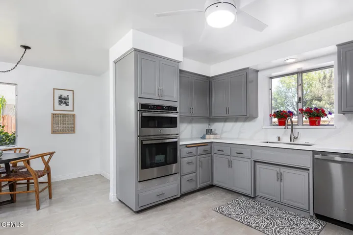 1300 S Marengo Ave 015-mls