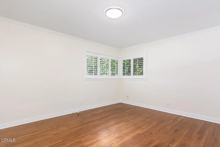 1300 S Marengo Ave 019-mls