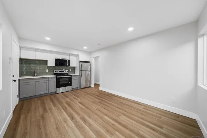 4022 42nd, San Diego, California 92105