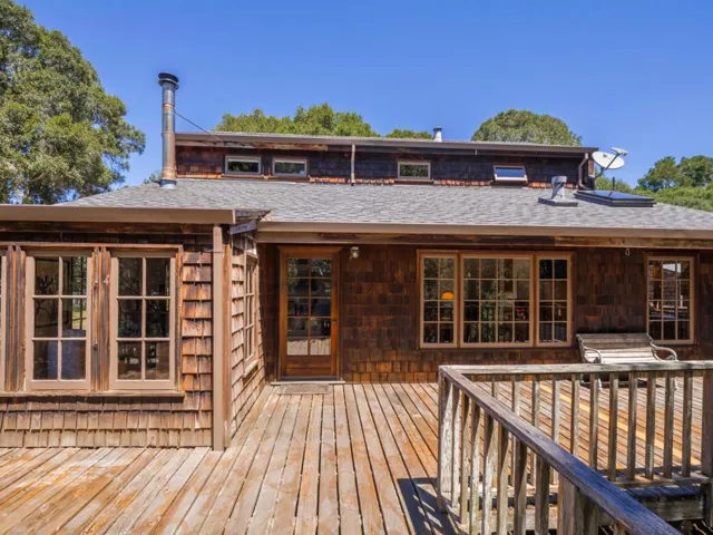 925 Old Farm Lane, Aptos, California 95003