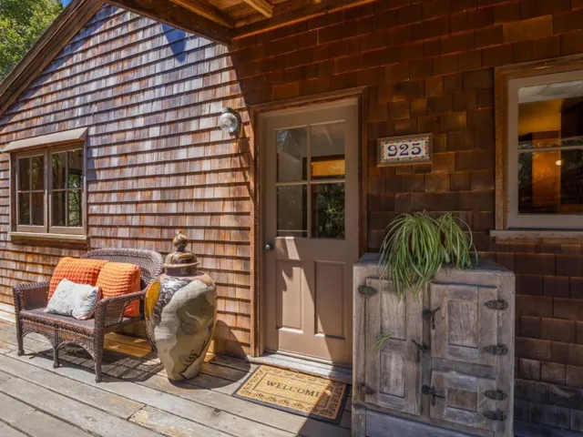925 Old Farm Lane, Aptos, California 95003