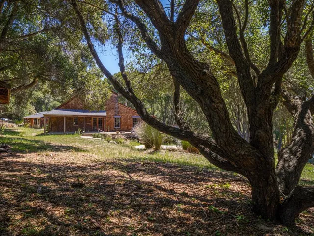 925 Old Farm Lane, Aptos, California 95003