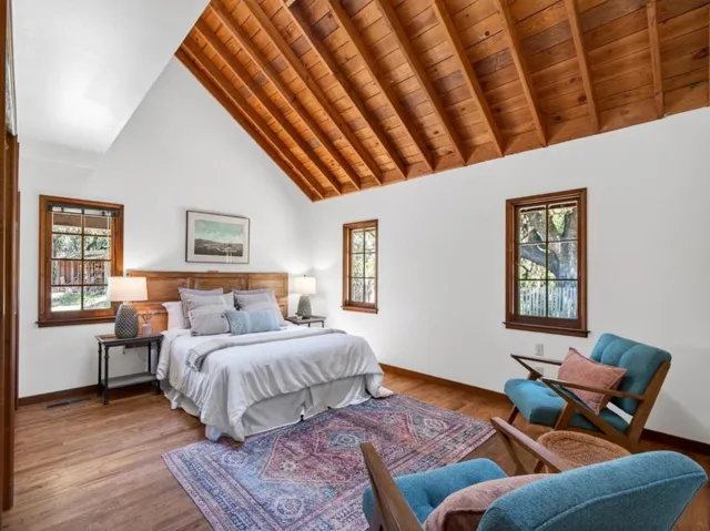 925 Old Farm Lane, Aptos, California 95003