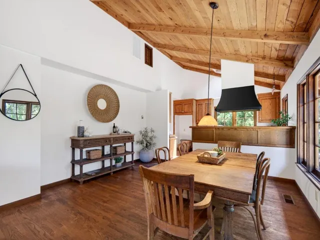 925 Old Farm Lane, Aptos, California 95003