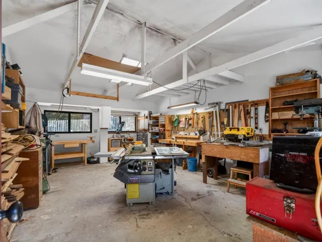 925 Old Farm Lane, Aptos, California 95003