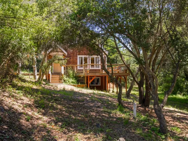 925 Old Farm Lane, Aptos, California 95003