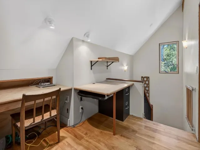 925 Old Farm Lane, Aptos, California 95003