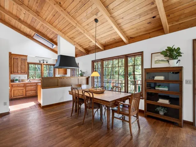 925 Old Farm Lane, Aptos, California 95003
