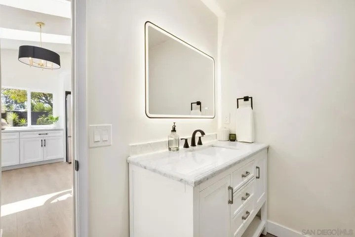 9956 Cummins Pl, San Diego, California 92131