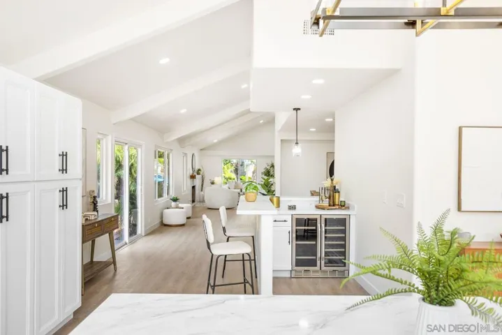 9956 Cummins Pl, San Diego, California 92131