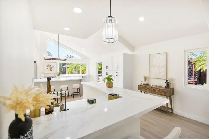 9956 Cummins Pl, San Diego, California 92131
