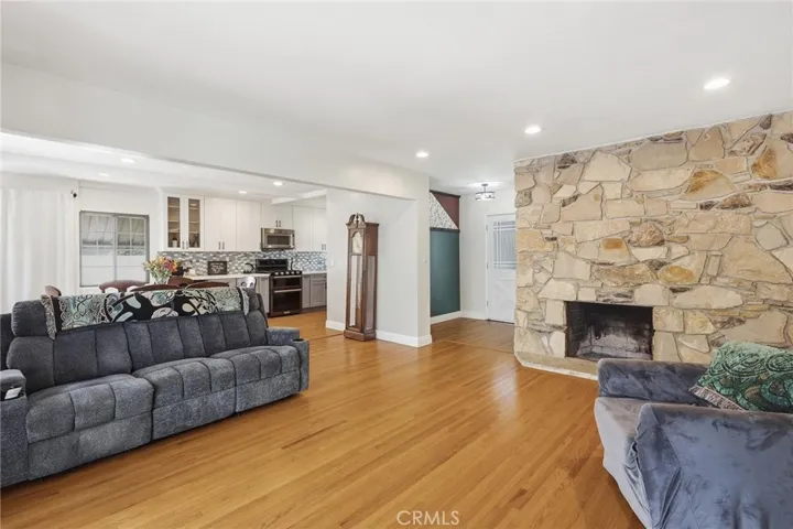 LIVING ROOM TO ENTRY