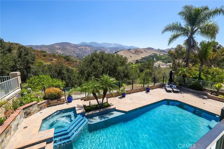19312 Sleeping Oak Drive, Lake Forest, California 92679
