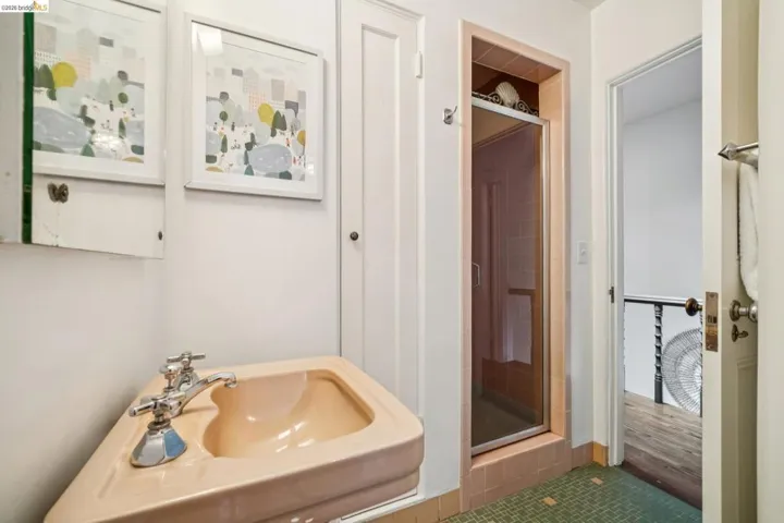 5933 Johnston Dr., Oakland, California 94611