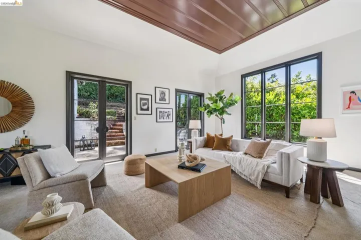 5933 Johnston Dr., Oakland, California 94611