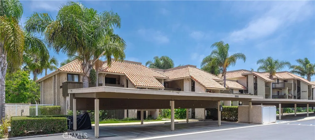 20936 Sandbar 103, Huntington Beach, California 92648