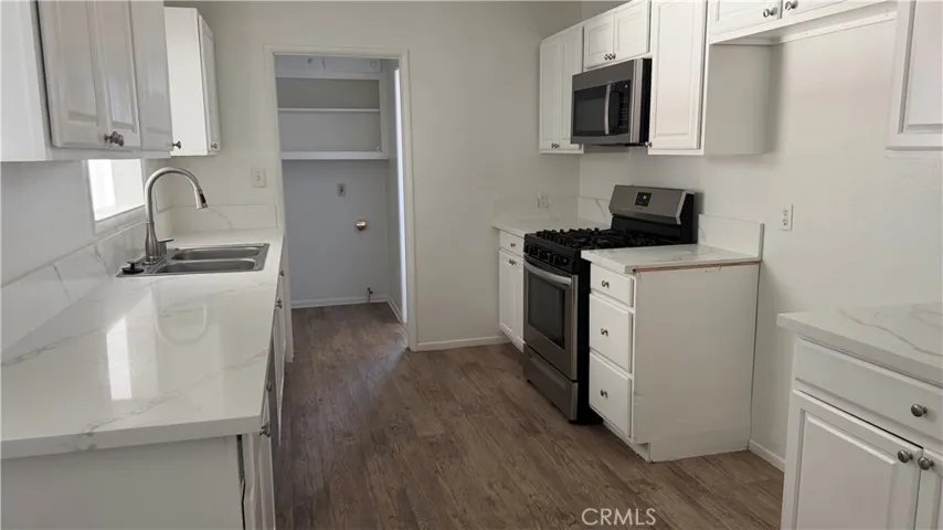 6271 Coronado, Long Beach, California 90805