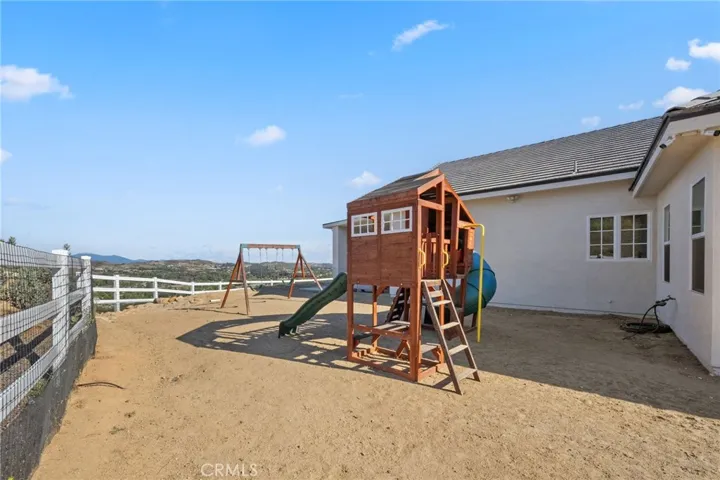 large flat side yard