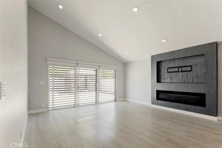 9450 Tampa, Northridge, California 91324