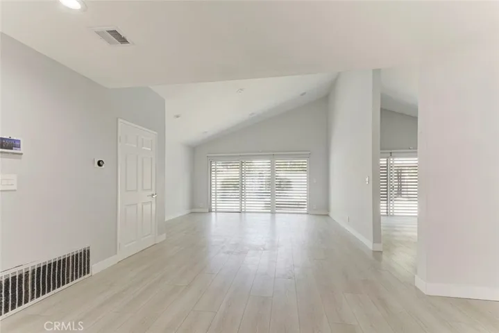 9450 Tampa, Northridge, California 91324