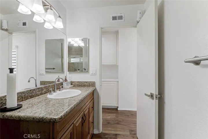 9450 Tampa, Northridge, California 91324