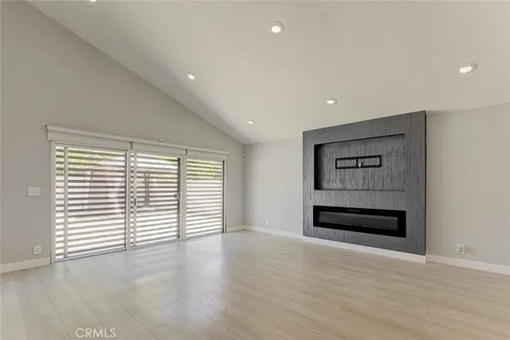 9450 Tampa, Northridge, California 91324