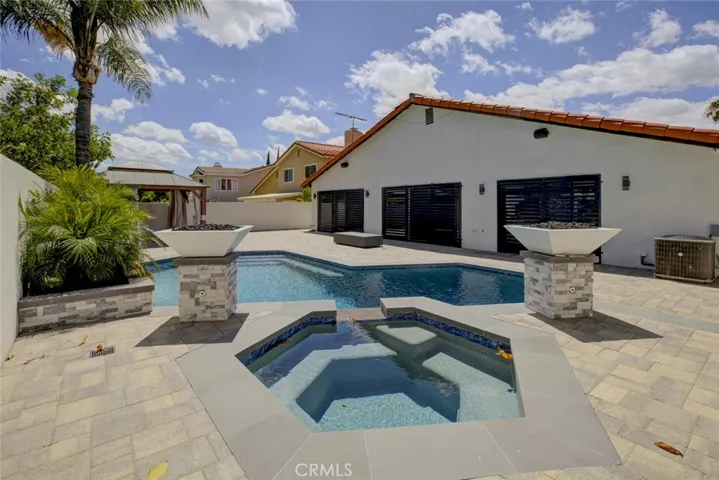 9450 Tampa, Northridge, California 91324