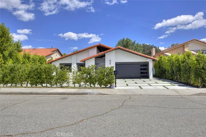 9450 Tampa, Northridge, California 91324