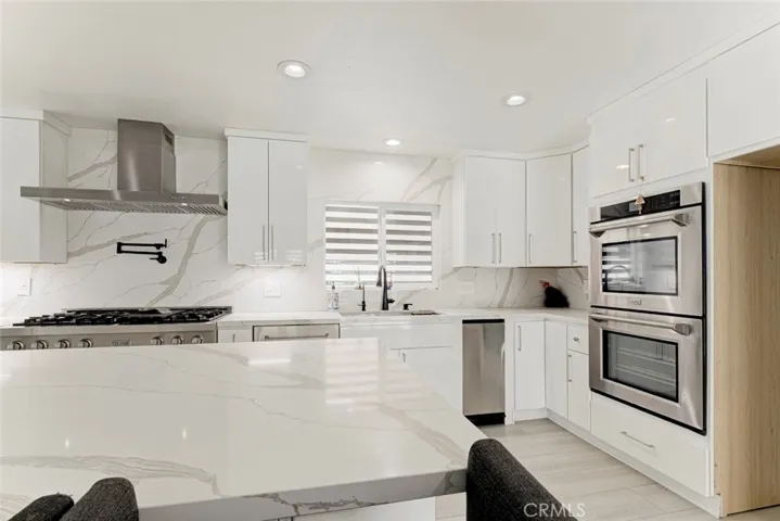 9450 Tampa, Northridge, California 91324