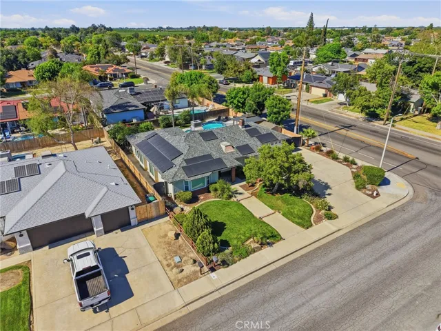 100 W Adrian Way, Hanford, California 93230