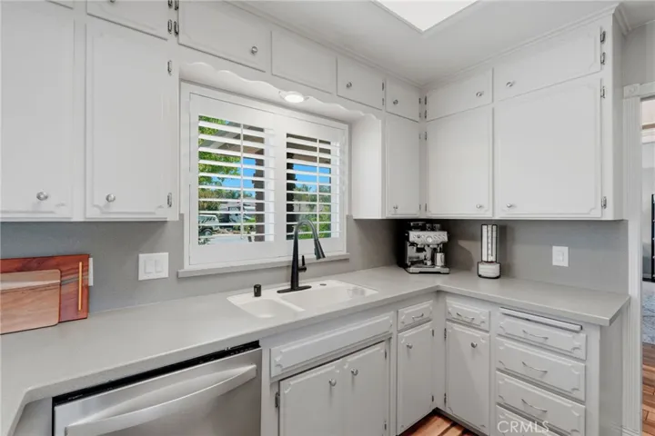 100 W Adrian Way, Hanford, California 93230