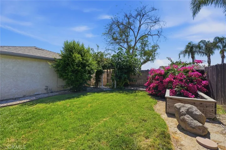 100 W Adrian Way, Hanford, California 93230