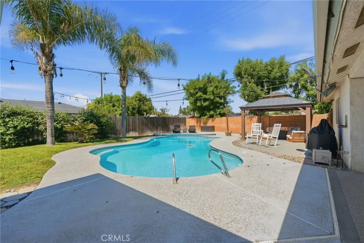 100 W Adrian Way, Hanford, California 93230
