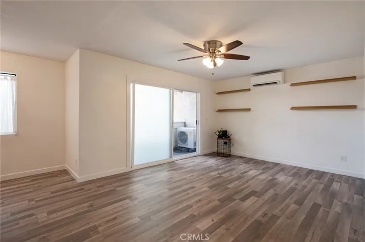 1723 Cedar 103, Long Beach, California 90813