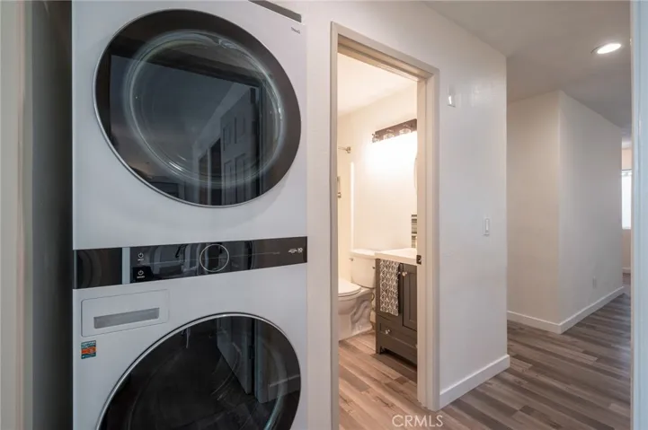 1723 Cedar 103, Long Beach, California 90813