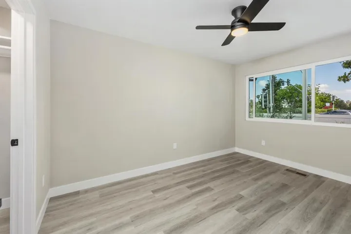 6386 Caminito Salado, San Diego, California 92111