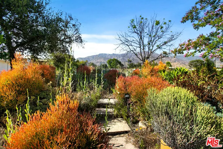 1169 Boston Street, Altadena, California 91001