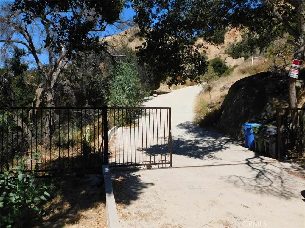 474 Box Canyon Road, West Hills, California 91304 — photo 4
