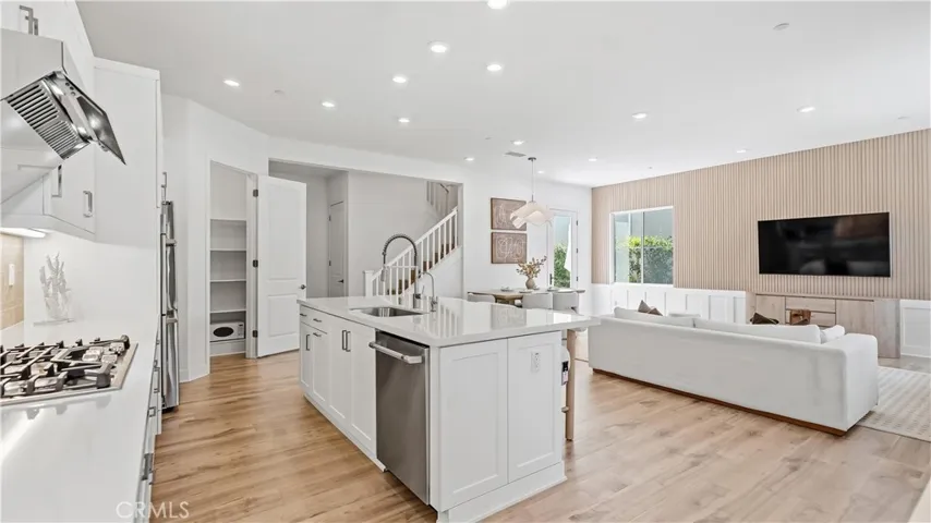 9327 Astor, Irvine, California 92618