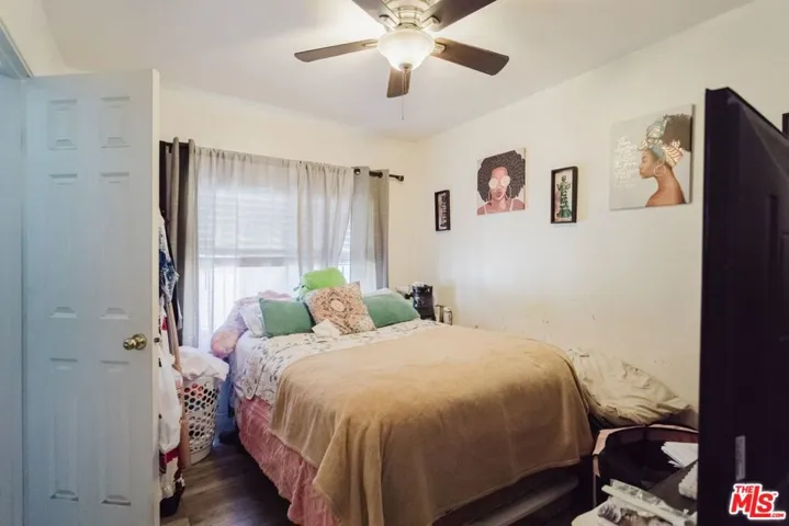 619 Bedroom