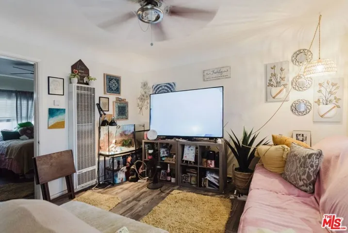 619 E 87th Street, Los Angeles, California 90002