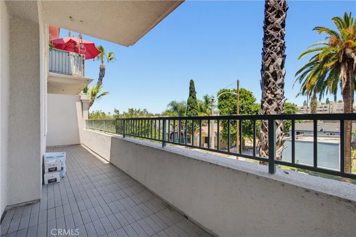 555 Maine Avenue 207, Long Beach, California 90802