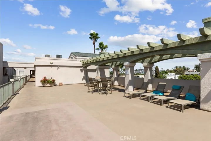 555 Maine Avenue 207, Long Beach, California 90802
