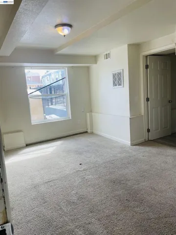 2424 E 24th Street, Oakland, California 94601